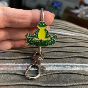 Green and Yellow Frog meditative bag holder